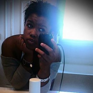 Meet your Posher, Monique