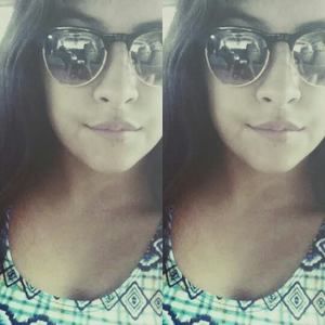 Meet your Posher, Karina