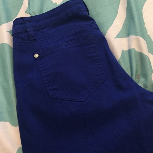 FOREVER 21 DENIM Dark Blue and are BRAND NEW - Picture 3 of 4