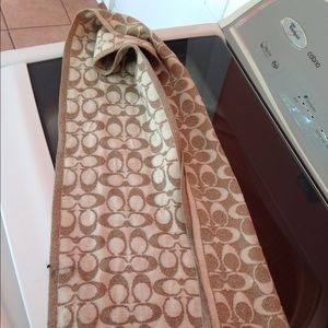 Coach scarf