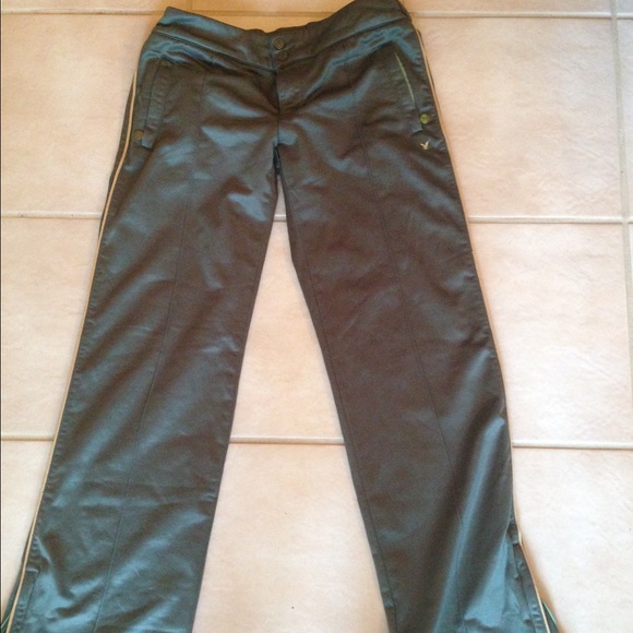American Eagle Outfitters Pants - American eagle jogging pants