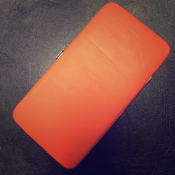 Orange thin wallet - Picture 1 of 3