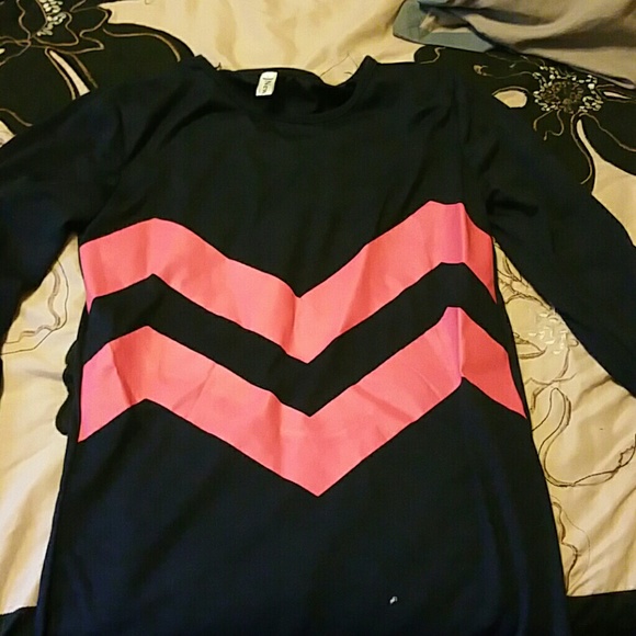 Chevron long sleeve shirt