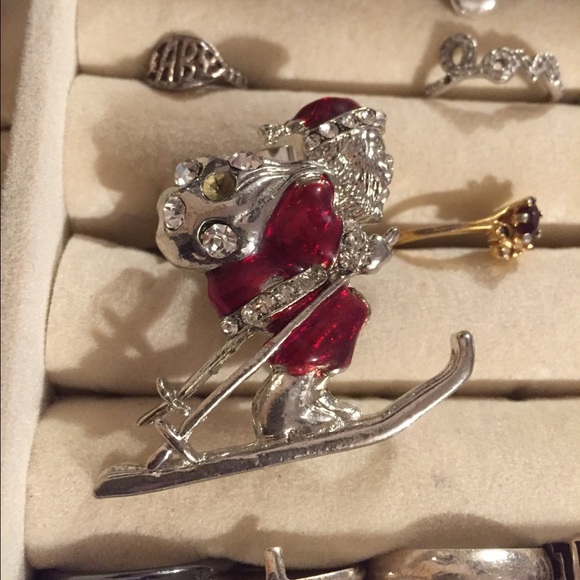 Santa pin - Picture 2 of 3