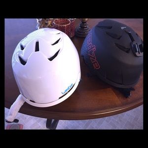 Snowboard helmet