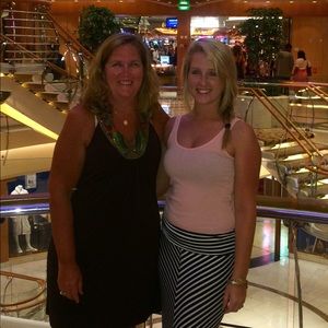 Meet your Posher, Allyson