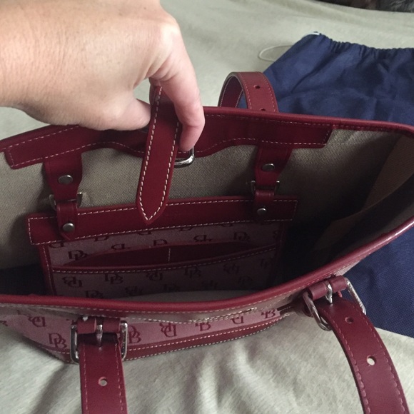🎉🎉 Best in Bag sale🎉🎉Dooney & Bourke - Picture 3 of 3