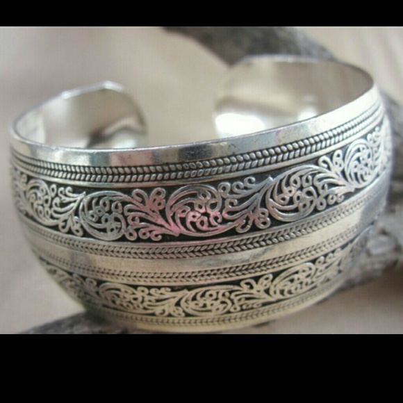 Bangles - Picture 3 of 4