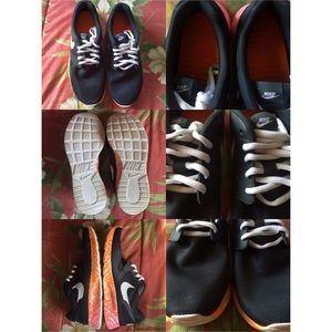 Running shoes