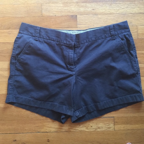 💥final reduction💥J. Crew navy 5" shorts