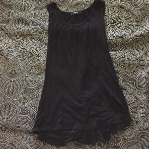 Twisted back tank top