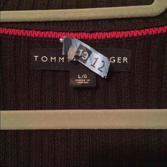 Tommy Hilfiger sweater size L worn 1 time!!! - Picture 3 of 4