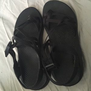 Chacos black