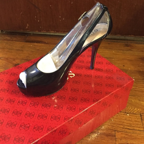 Guess Open Toe