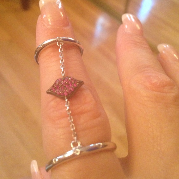Diamonere pave lip chain silver ring, adjustable