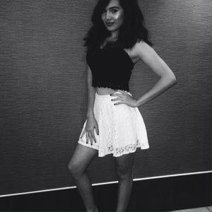 Meet your Posher, Valeria