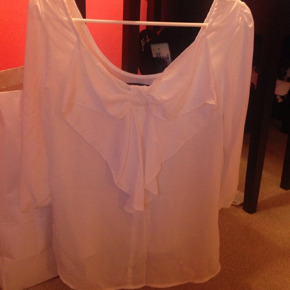 White bow back top