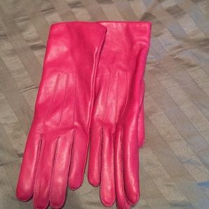 Coach Fuchsia Leather Gloves