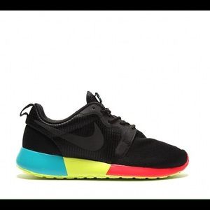 Nike Roshe Run Hyperfuse