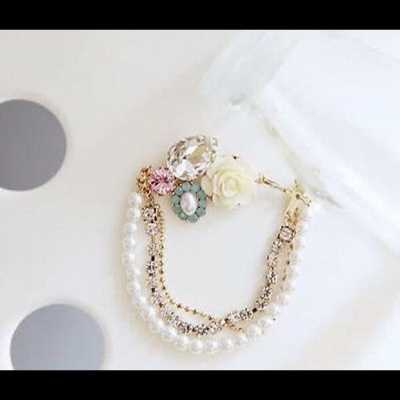 Reduced!!! Rhinestones, crystals and pearls bra... - Picture 3 of 4