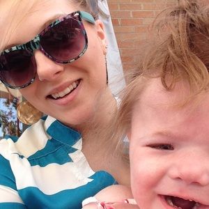 Meet your Posher, Rachel