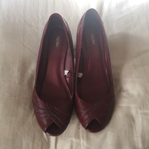 Red Mossimo heels - size 11