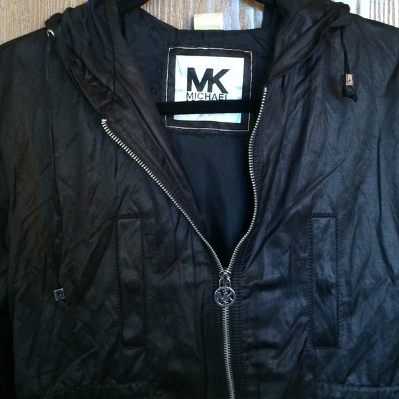Michael Kors rain coat! - Picture 2 of 3