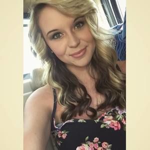 Meet your Posher, Alisa