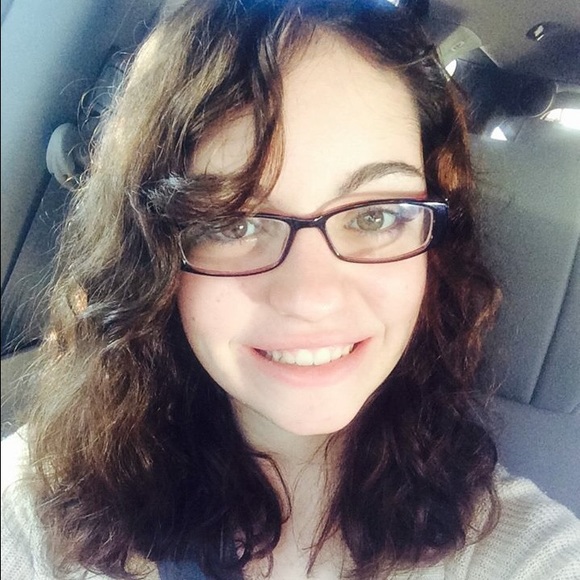 Meet your Posher, Kimberlee - Picture 1 of 1