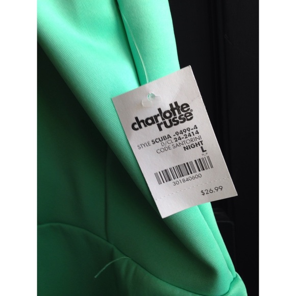 Strappy double v body con dress - Picture 3 of 4