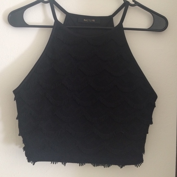 black crop top - Picture 1 of 1