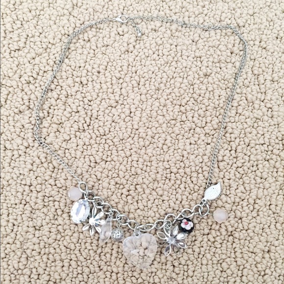 Necklace - Picture 3 of 4