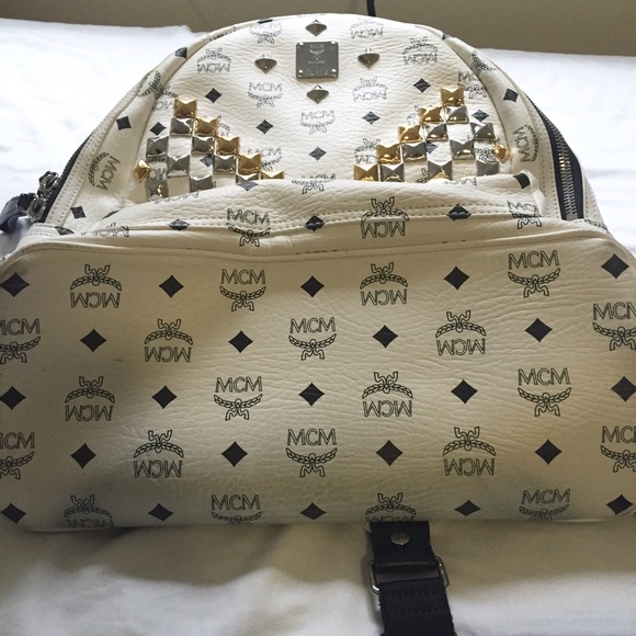 MCM stark backpack -Medium White