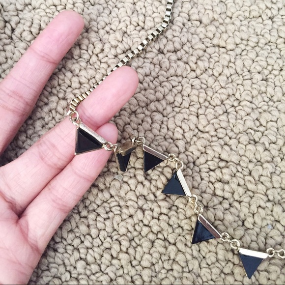Forever 21 Necklace - Picture 3 of 3
