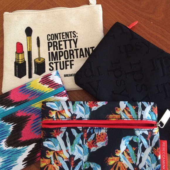 Ipsy glam bags set of 4