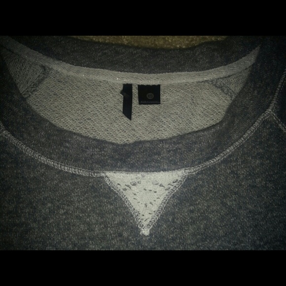 Sweater - Picture 3 of 4