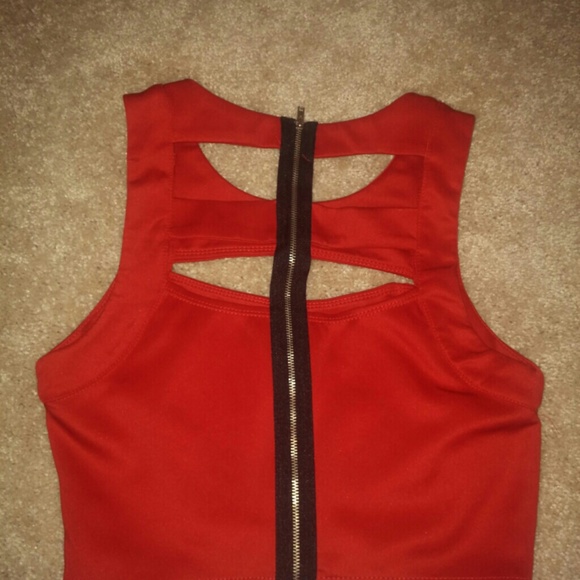 Top - Picture 3 of 3