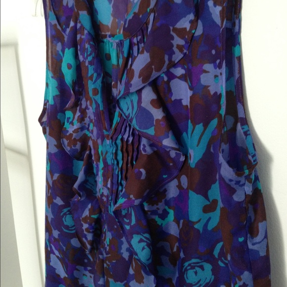 Loft Sleeveless Ruffled Blouse - Picture 2 of 4