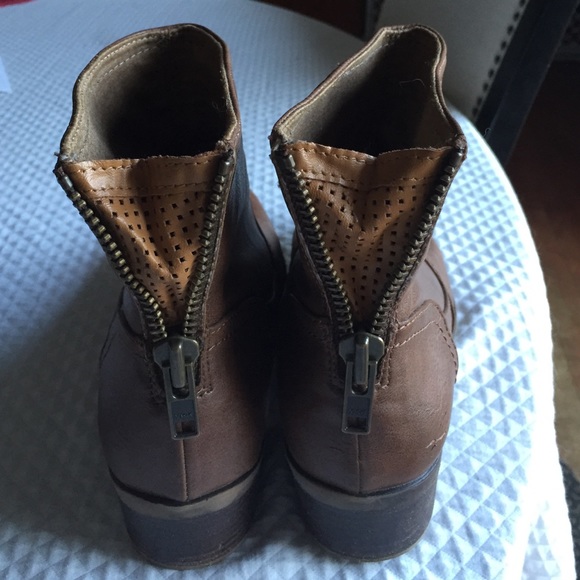 Light Brown Ankle Boots - Picture 2 of 4