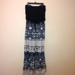 B&W printed wide leg flare pants jumpsuit. Dressy