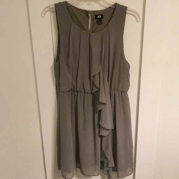💥final reduction💥H&M ruffle front tunic/dress