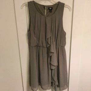 💥final reduction💥H&M ruffle front tunic/dress