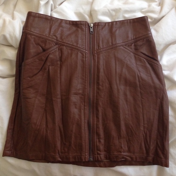h&m brown faux leather zip skirt