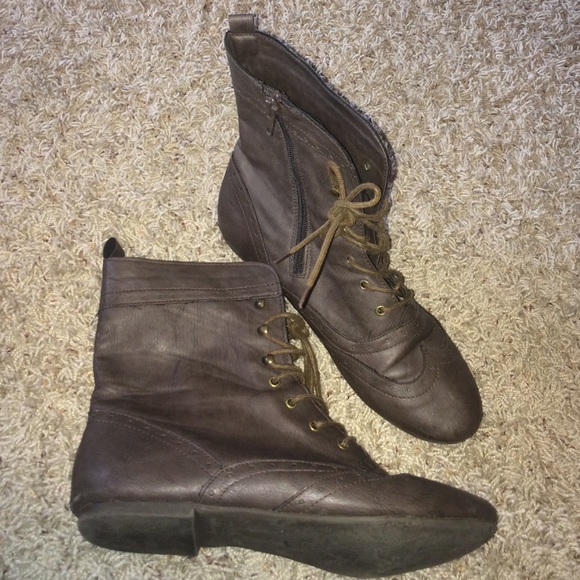 Leather Saddle Boots