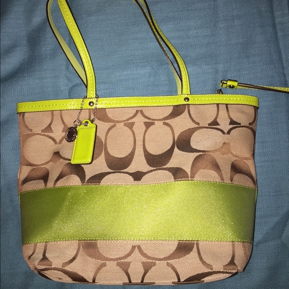 Coach mini tote