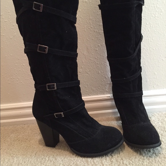 Black Fall Boots