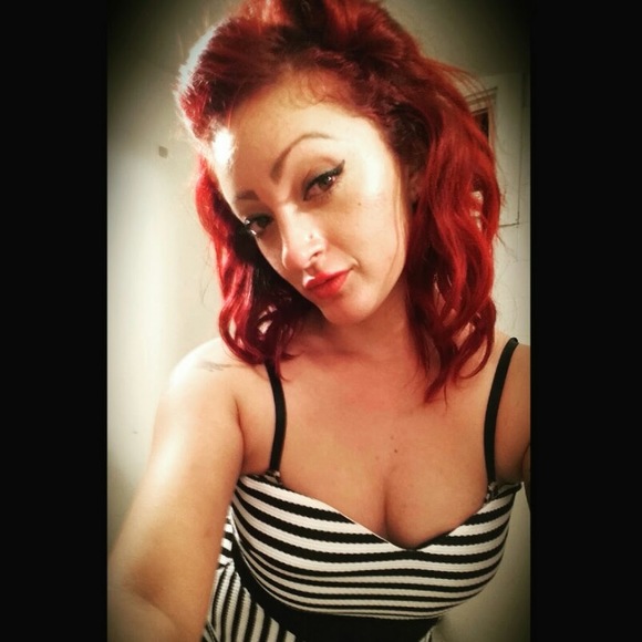 Meet your Posher, Pinky - Picture 1 of 1