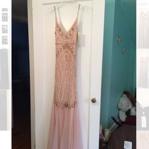 Light pink evening dress Size 14