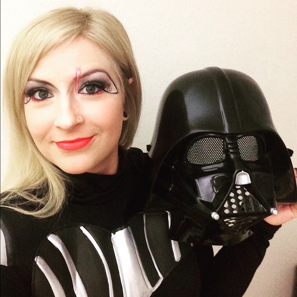 Meet your Posh Ambassador โค๏ธ๐๐๐๐ - Picture 11 of 16