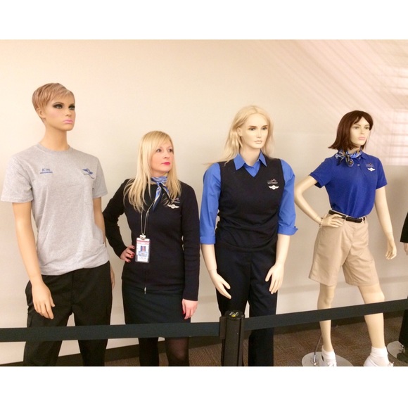 Meet your Posh Ambassador โค๏ธ๐๐๐๐ - Picture 12 of 16